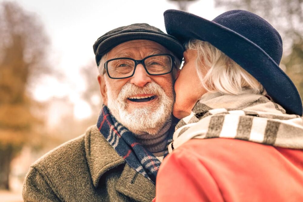 Erstes Date Kuss Wann sollte man es wagen? Partnersuche ab 60